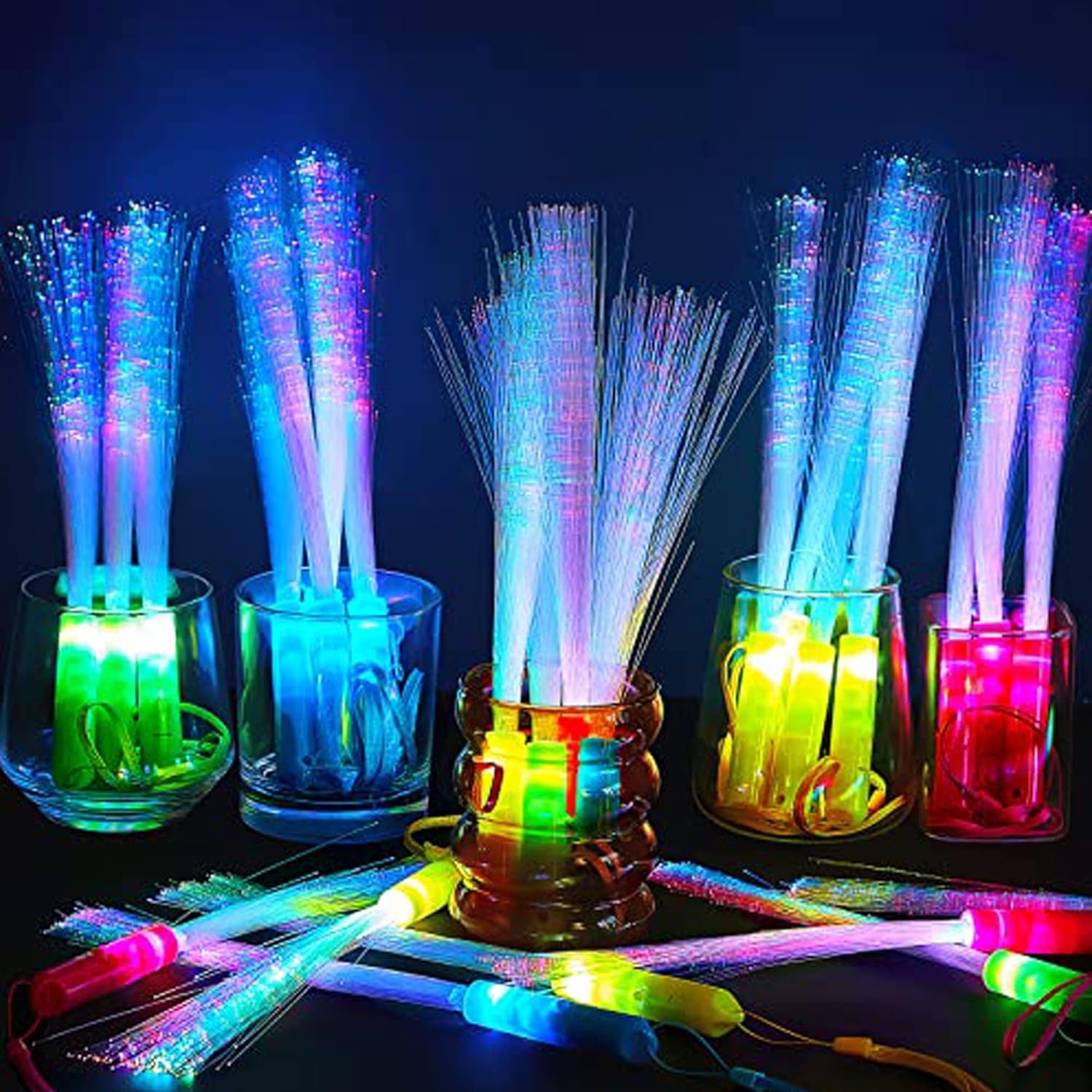 Pack of 6 Fibre Optic Wands for Kids, Flashing Wands Kids-Light up Wands for Kids 3 Modes Light up Colorful 7 Blinking Colours in the Dark Wands Sticks, Glow Wands for Kids, Birthday, Party Favours